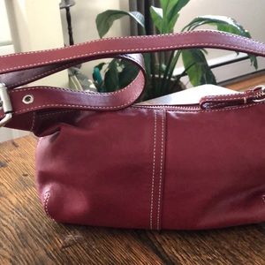 Coach Leather Shoulder Bag!!